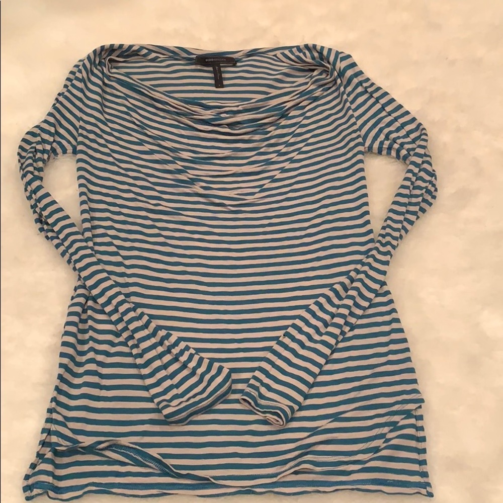 Woman’s sz s BCBG long sleeve